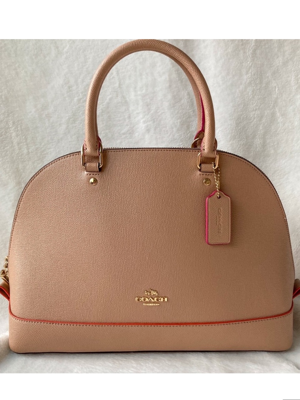 Coach Sierra Leather Domed Bag with Strap NWT